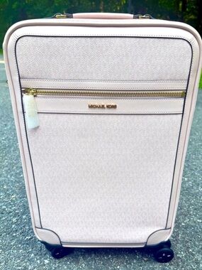 Michael Kors Pink Carry-On with Gold Hardware FULL 4 PIECE TRAVEL SET